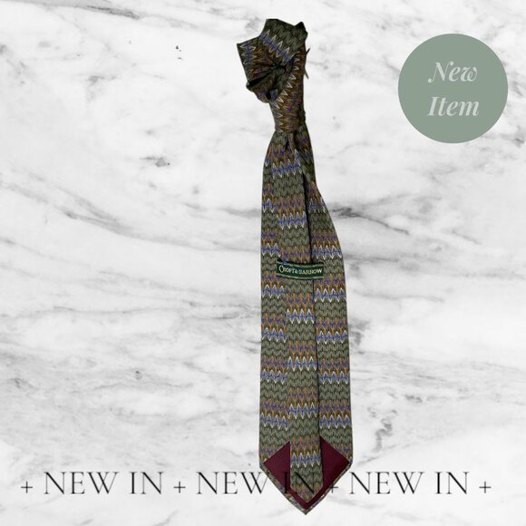 Croft & Barrow Zigzag Pattern Silk Tie - Green Yellow & Blue - Picture 2 of 12